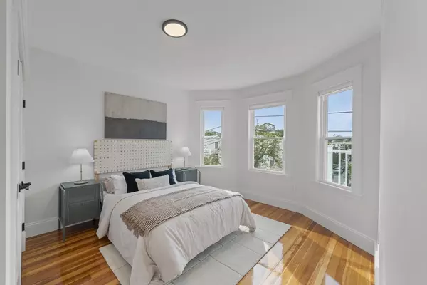 Boston, MA 02122,334 Centre St #2A