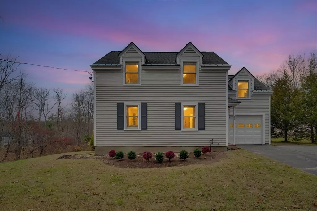 Groton, MA 01450,37 Pepperell Rd