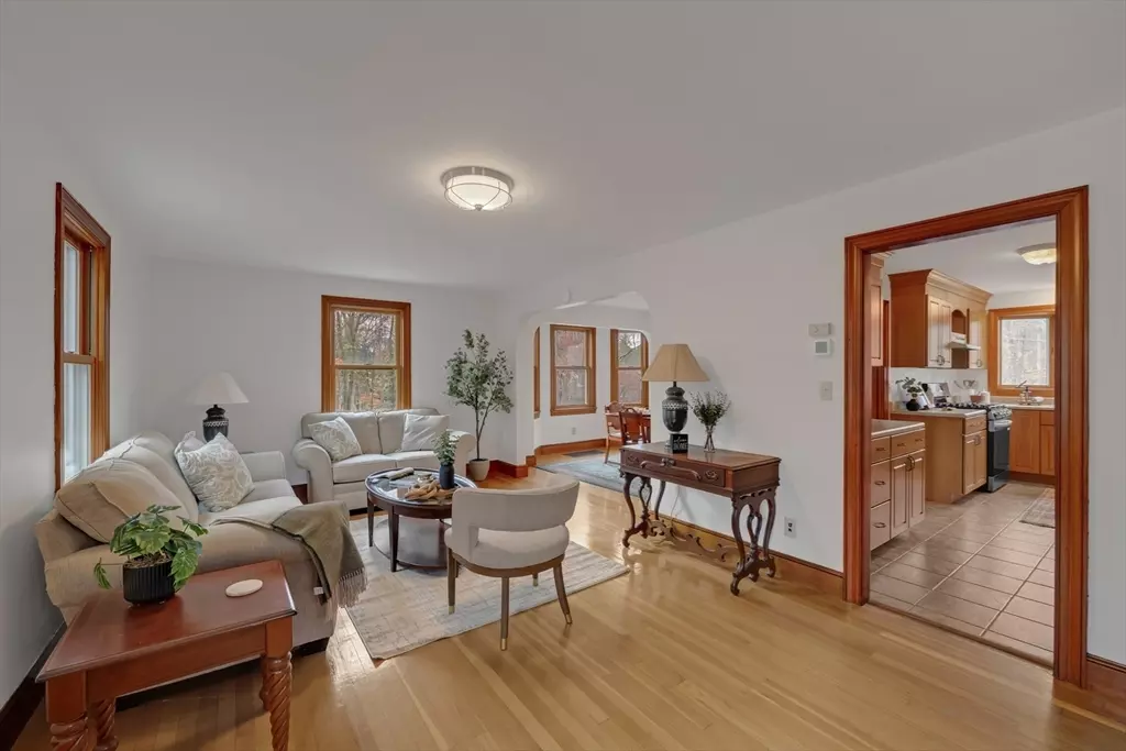 Groton, MA 01450,37 Pepperell Rd