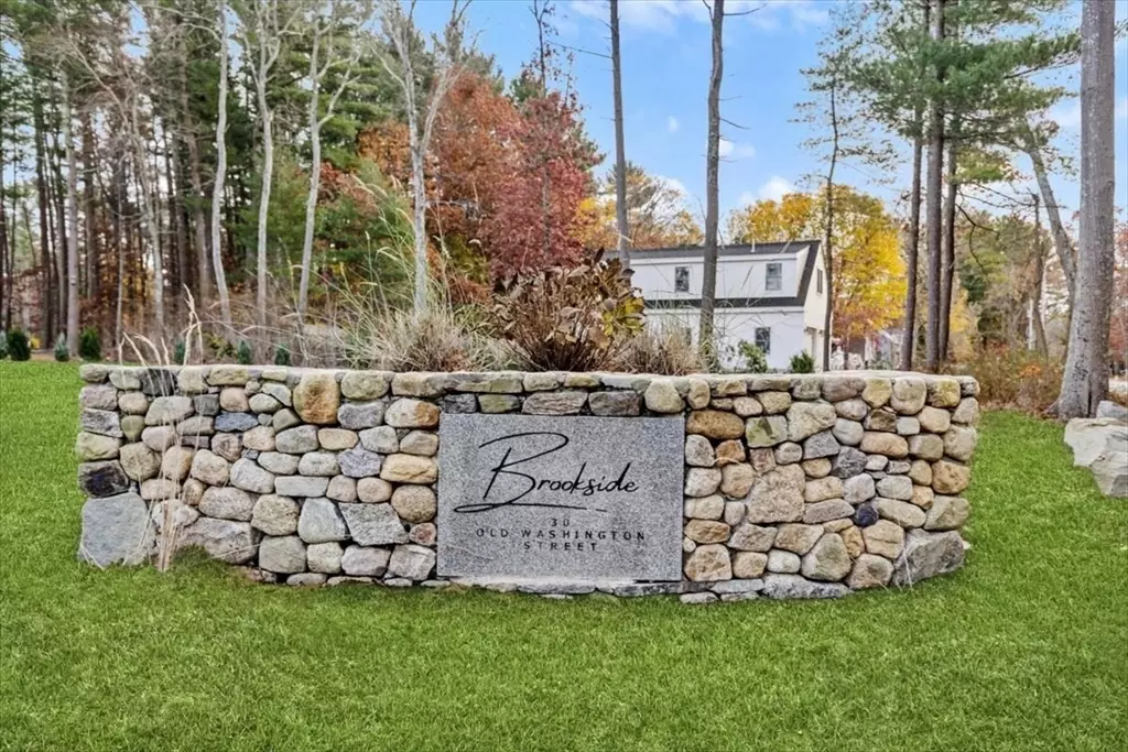 Pembroke, MA 02359,30 Old Washington #9