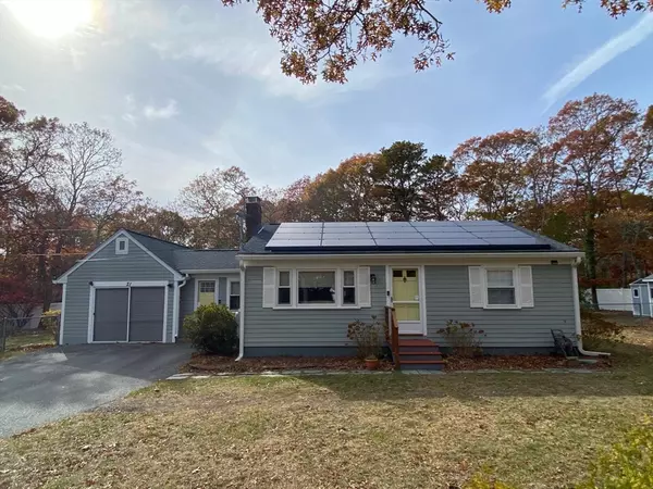 Barnstable, MA 02601,21 Brian Ln