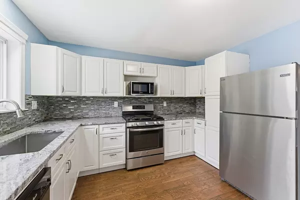 Chester, MA 01011,689 Skyline Trl