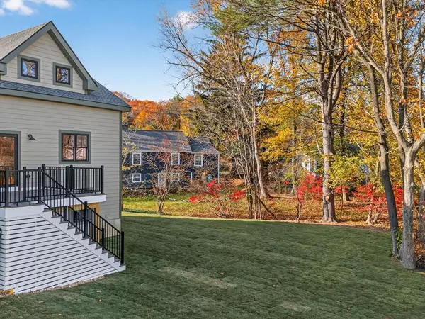 Winchester, MA 01890,9 Norfolk Rd