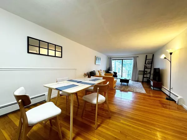 Boston, MA 02122,10 Coffey Street #22