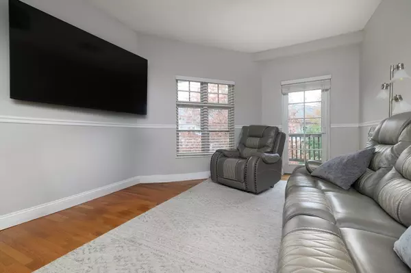 Braintree, MA 02184,501 Commerce Dr #2310