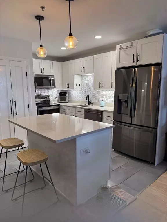 Revere, MA 02151,474 Revere Beach Blvd #501