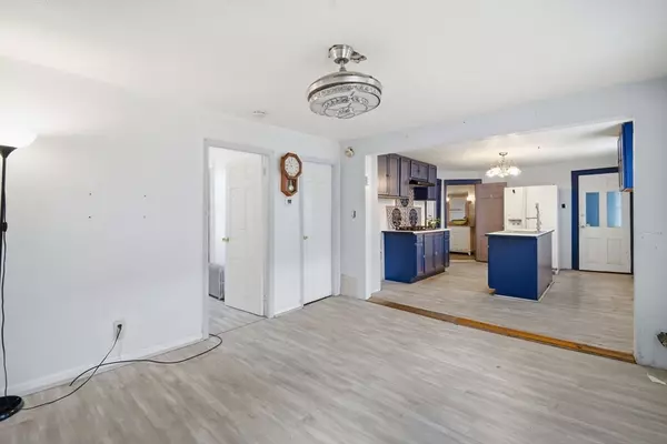 Springfield, MA 01105,53 Fremont Street