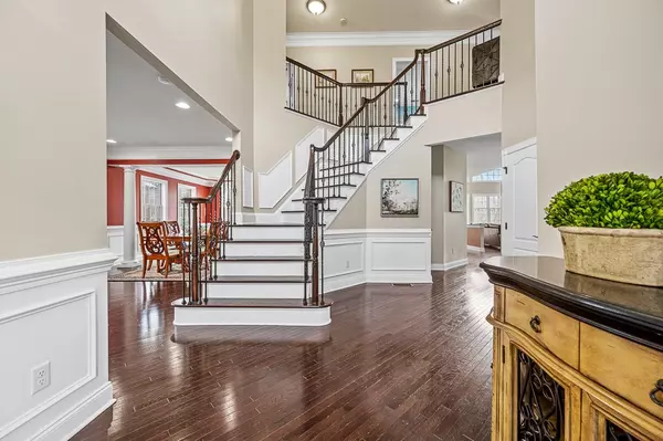 Holliston, MA 01746,151 Mohawk Path