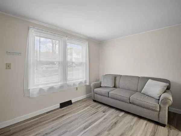 North Andover, MA 01845,447 Stevens St