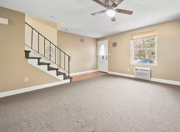 Foxboro, MA 02035,11 W. Belcher Road #2