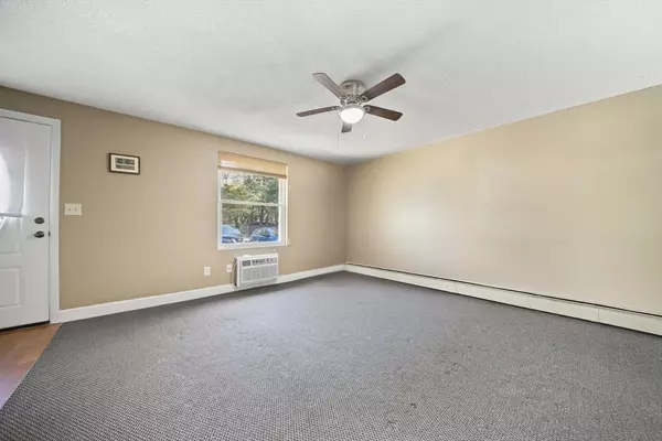 Foxboro, MA 02035,11 W. Belcher Road #2