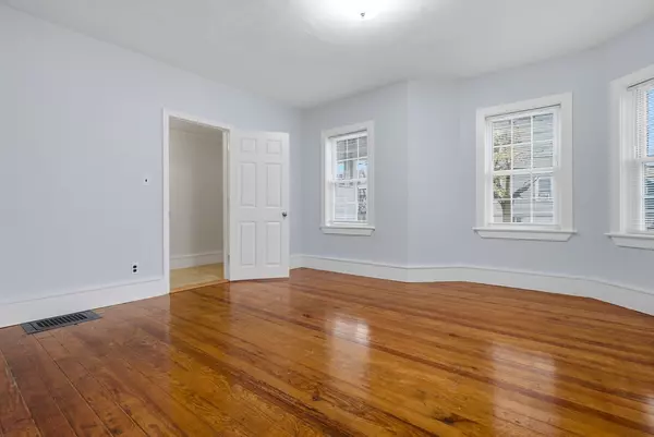 Malden, MA 02148,42-46 Wyeth St #1