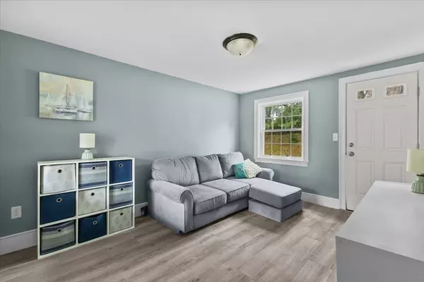 Hingham, MA 02043,100 Whiting St