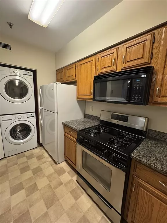 Boston, MA 02134,147 Kelton #305