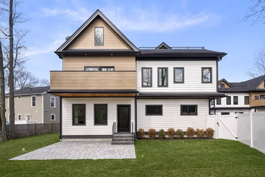 224 Auburn St #A, Newton, MA 02466