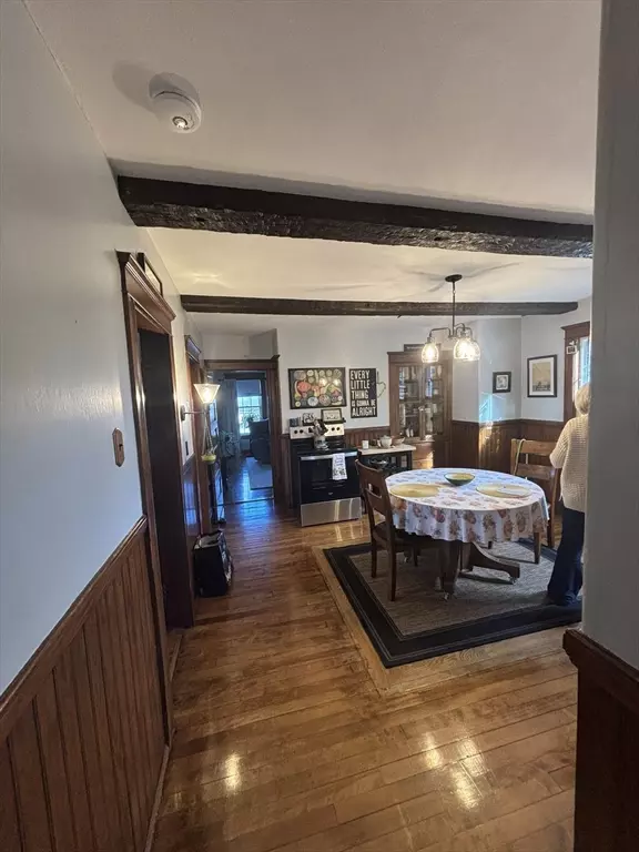 Worcester, MA 01606,460 Burncoat #B