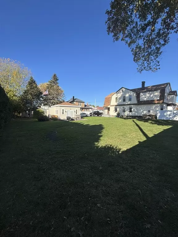 Worcester, MA 01606,460 Burncoat #B