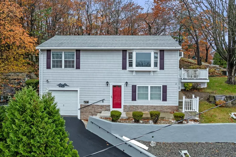 27 Bradford Ter, Lynn, MA 01905