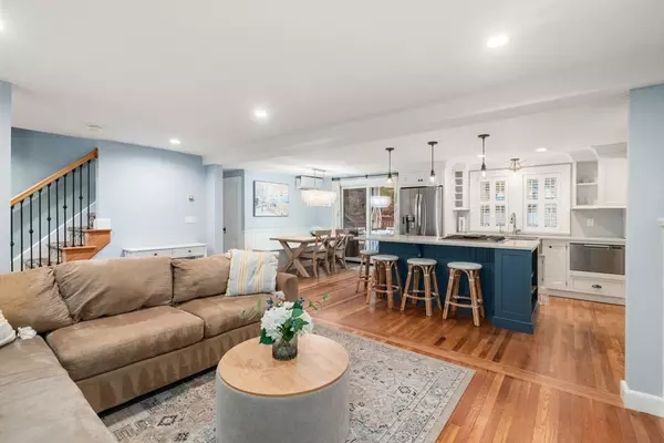 Westwood, MA 02090,102 Parker St