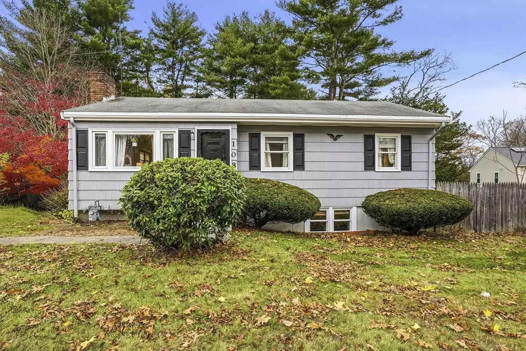 Bellingham, MA 02019,108 N Main St