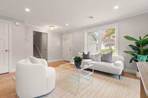 Hudson, MA 01749,11 Barracks Road #11