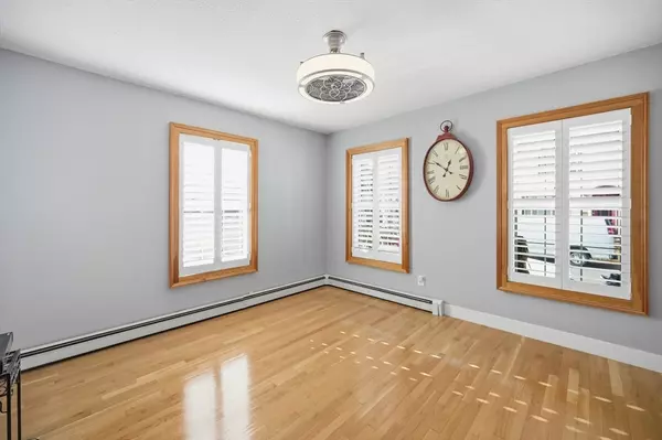 Haverhill, MA 01835,16 S Charles St