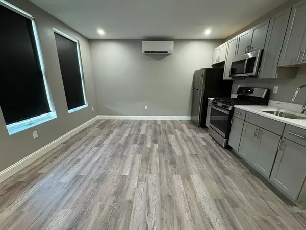 Revere, MA 02151,55 Walnut Ave #103