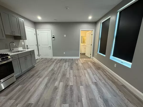 Revere, MA 02151,55 Walnut Ave #103