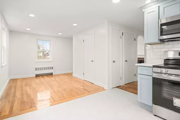 Brockton, MA 02301,24 Oak St