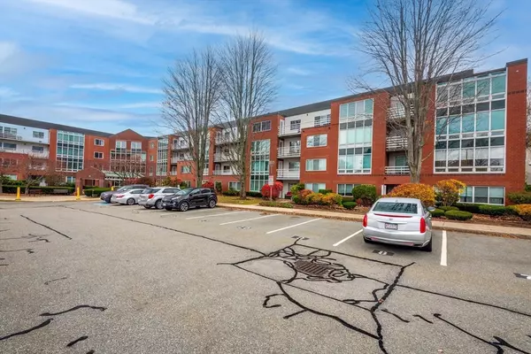 Woburn, MA 01801,168 Place Ln #168