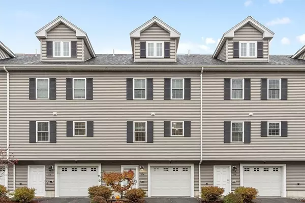 Lowell, MA 01852,80 Rogers St #204