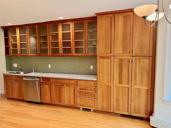 Cambridge, MA 02139,28 Ellsworth Ave