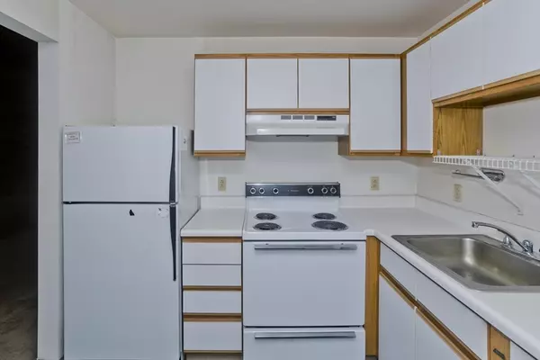 Chicopee, MA 01013,90 Mckinstry Ave #117