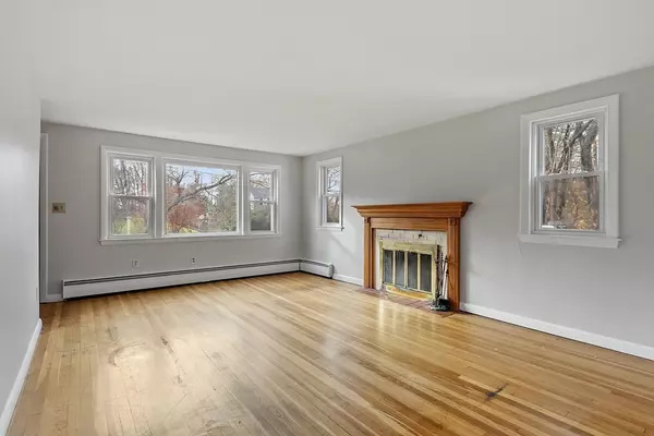 Littleton, MA 01460,12 Paula Beth Street