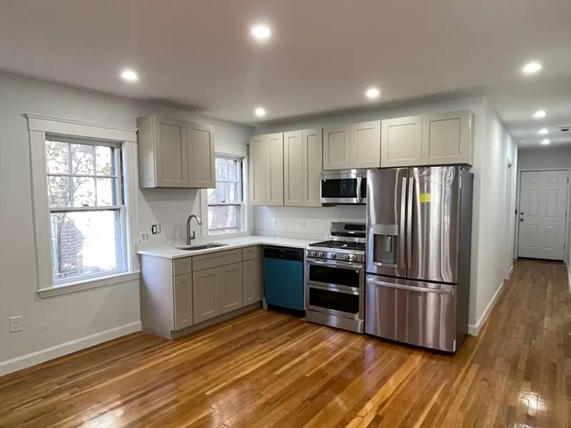 96 Walnut #2, Brookline, MA 02445