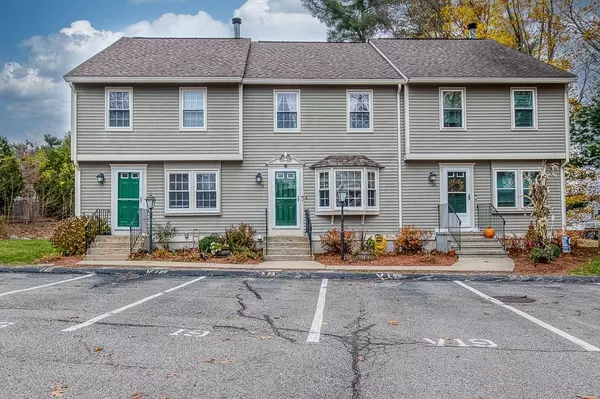 Walpole, MA 02081,145 South St #19