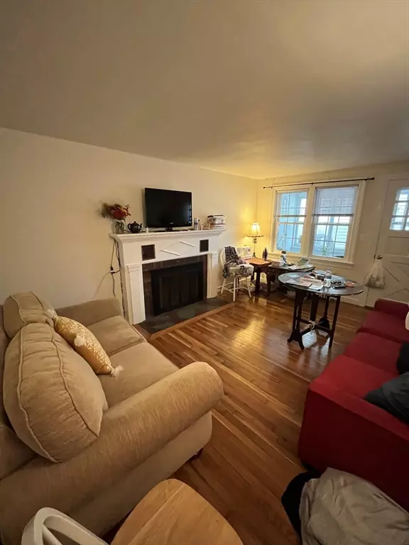 89 Main #B, Easton, MA 02356