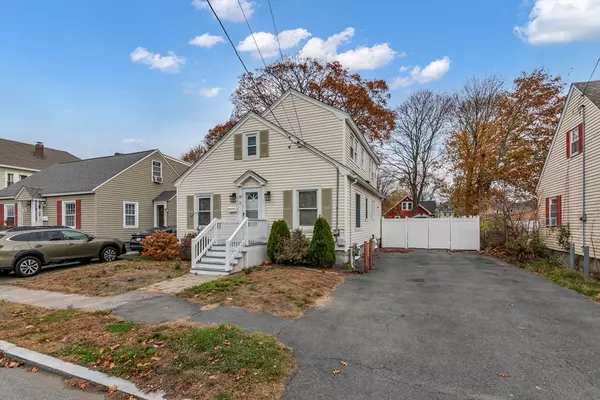 32 Glen Ave, Methuen, MA 01844