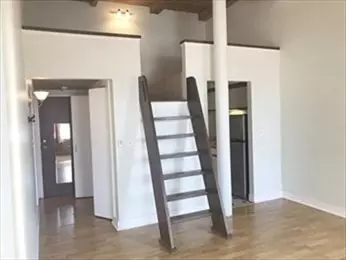 Salem, MA 01970,24 Norman St #204