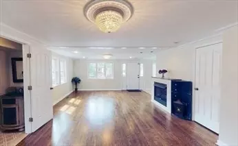 Watertown, MA 02472,8 Brandley #SF