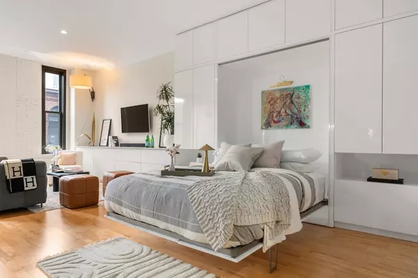 Boston, MA 02210,346 Congress St #508