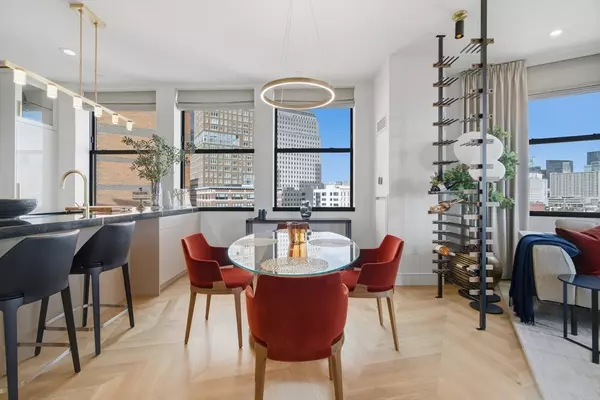 Boston, MA 02116,285 Columbus Ave #PH 805