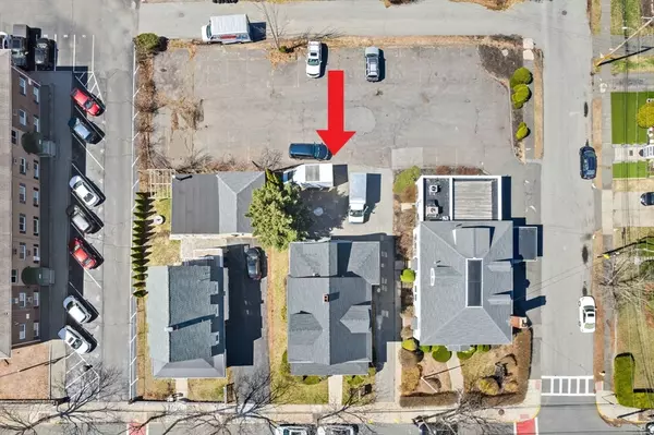 Saugus, MA 01906,327 Central St