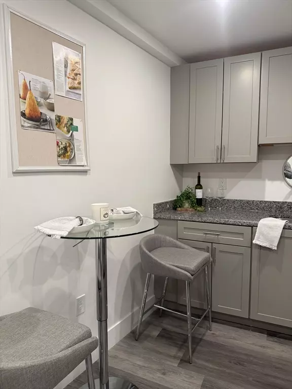 Lynn, MA 01901,585 Essex St #519