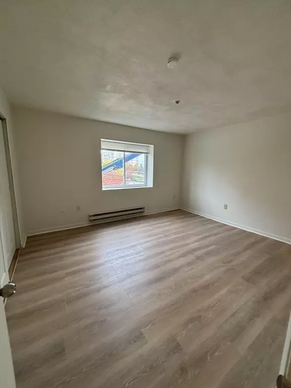 Quincy, MA 02169,270 Quarry Street #35