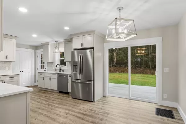 Brimfield, MA 01010,31 Sturbridge Rd