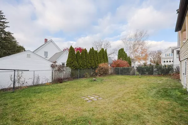 Franklin, MA 02038,7 Howard Place