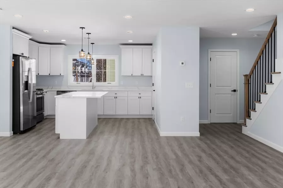 206 Durfee St. #2B, Fall River, MA 02720