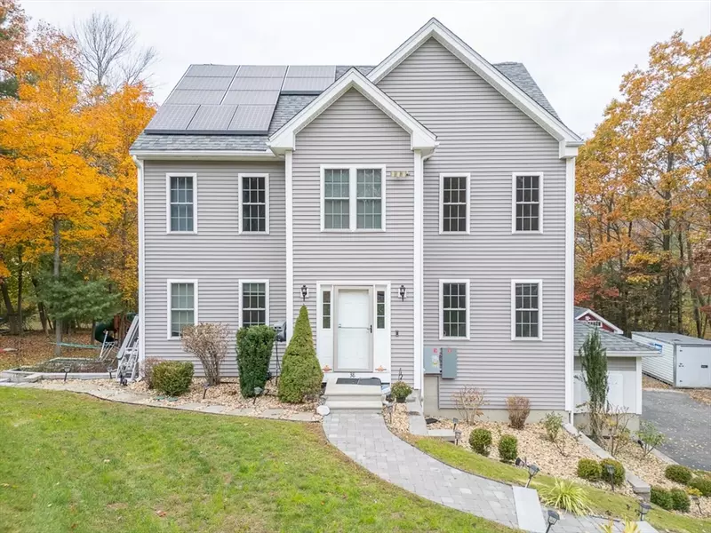 38 Norwood Ave, Ayer, MA 01432