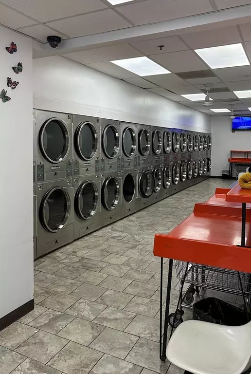 Boston, MA 02128,141 Border St